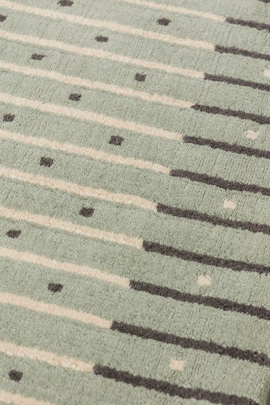 toulemonde-bochart-exclamation-tapis-en-laine-verte-200x300 image 5
