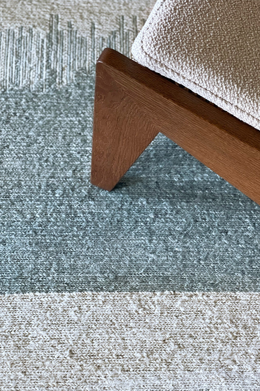 toulemonde-bochart-figueras-aqua-tapis-en-jute-dor-nou-main image 8
