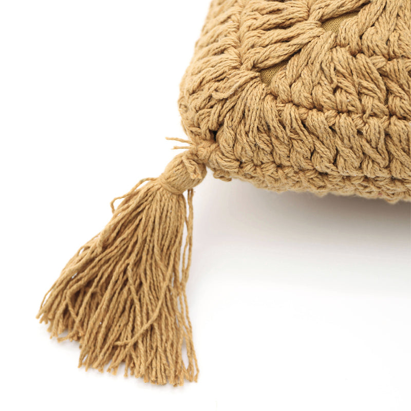 nattiot-plume-moutarde-coussin-boh-me-coton-crochet-pompons image 5
