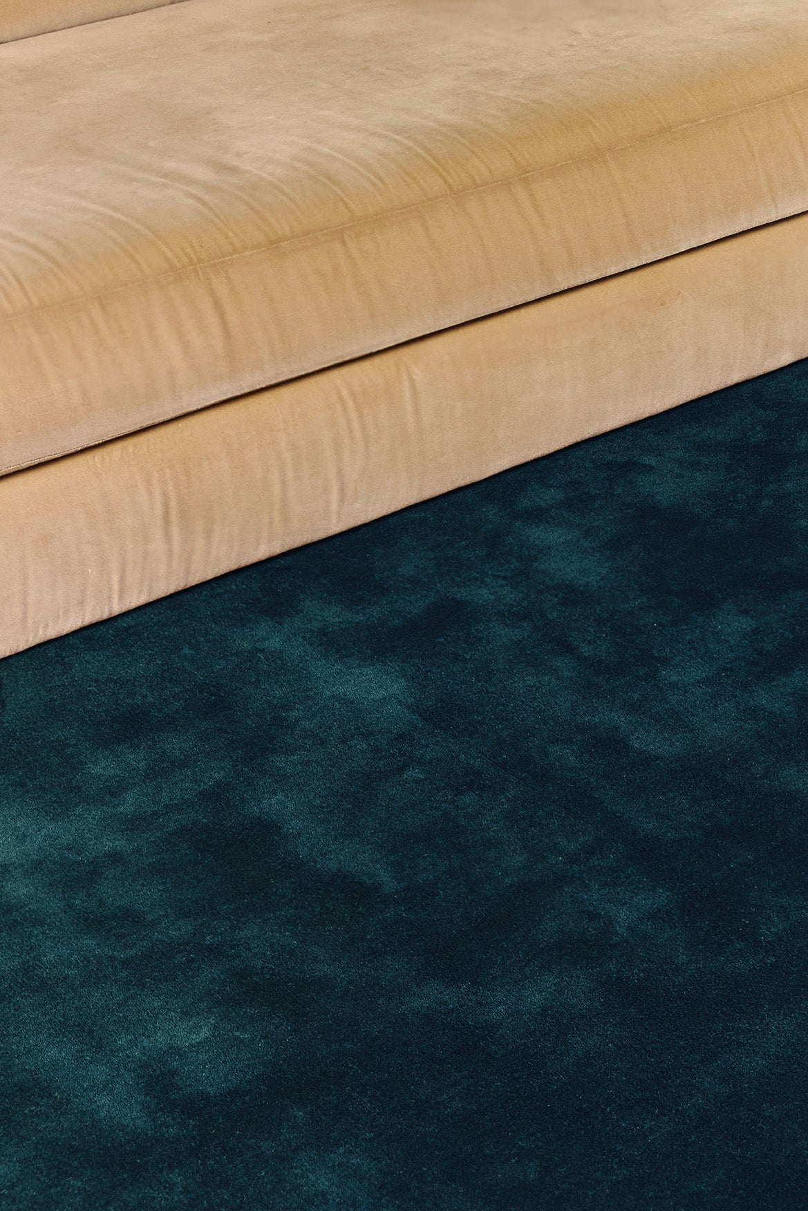 toulemonde-bochart-signature-tapis-bleu-laine-tiss-main image 2