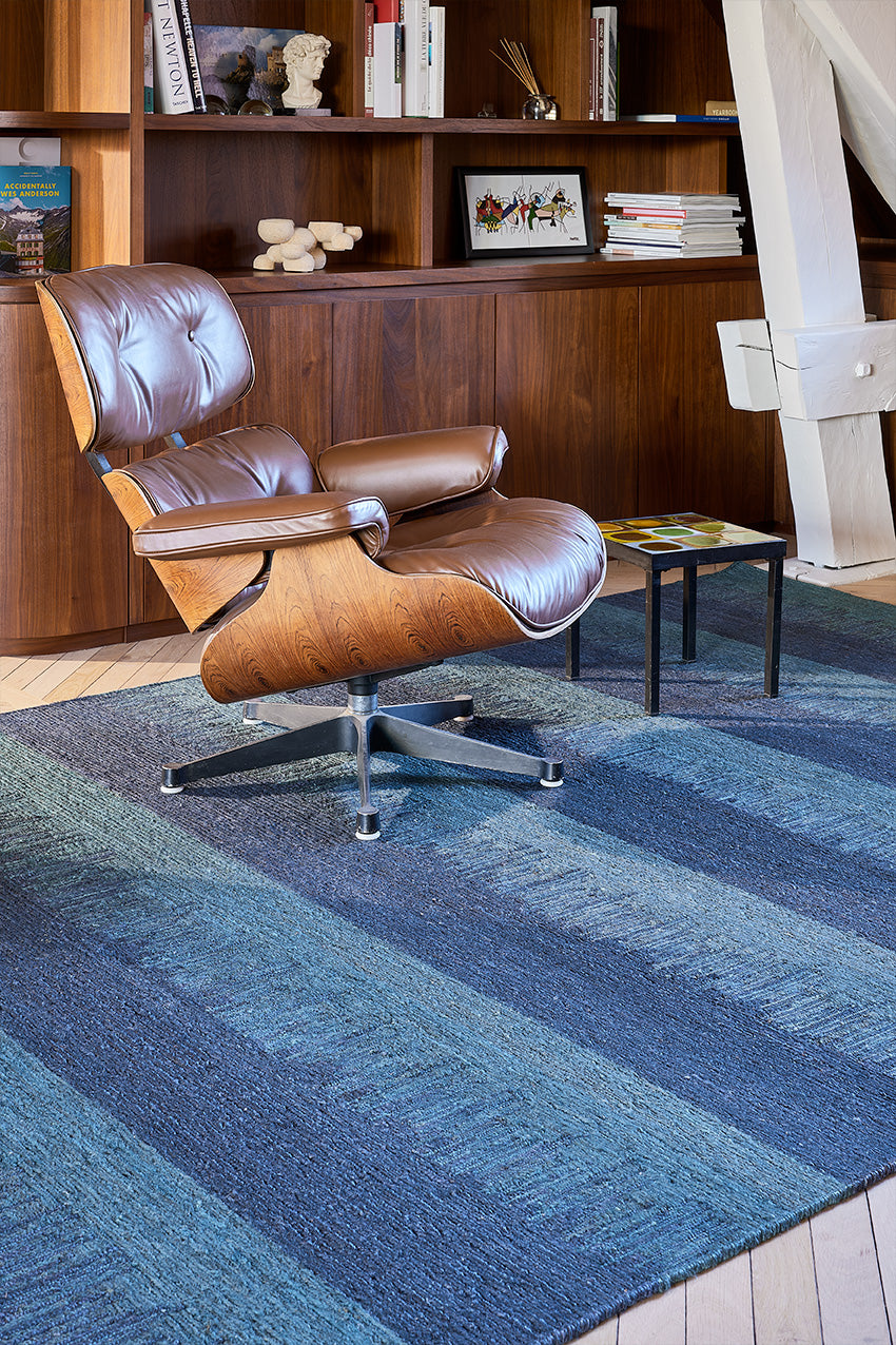 toulemonde-bochart-almonia-tapis-bleu-et-dor-jute-nou-main image 3
