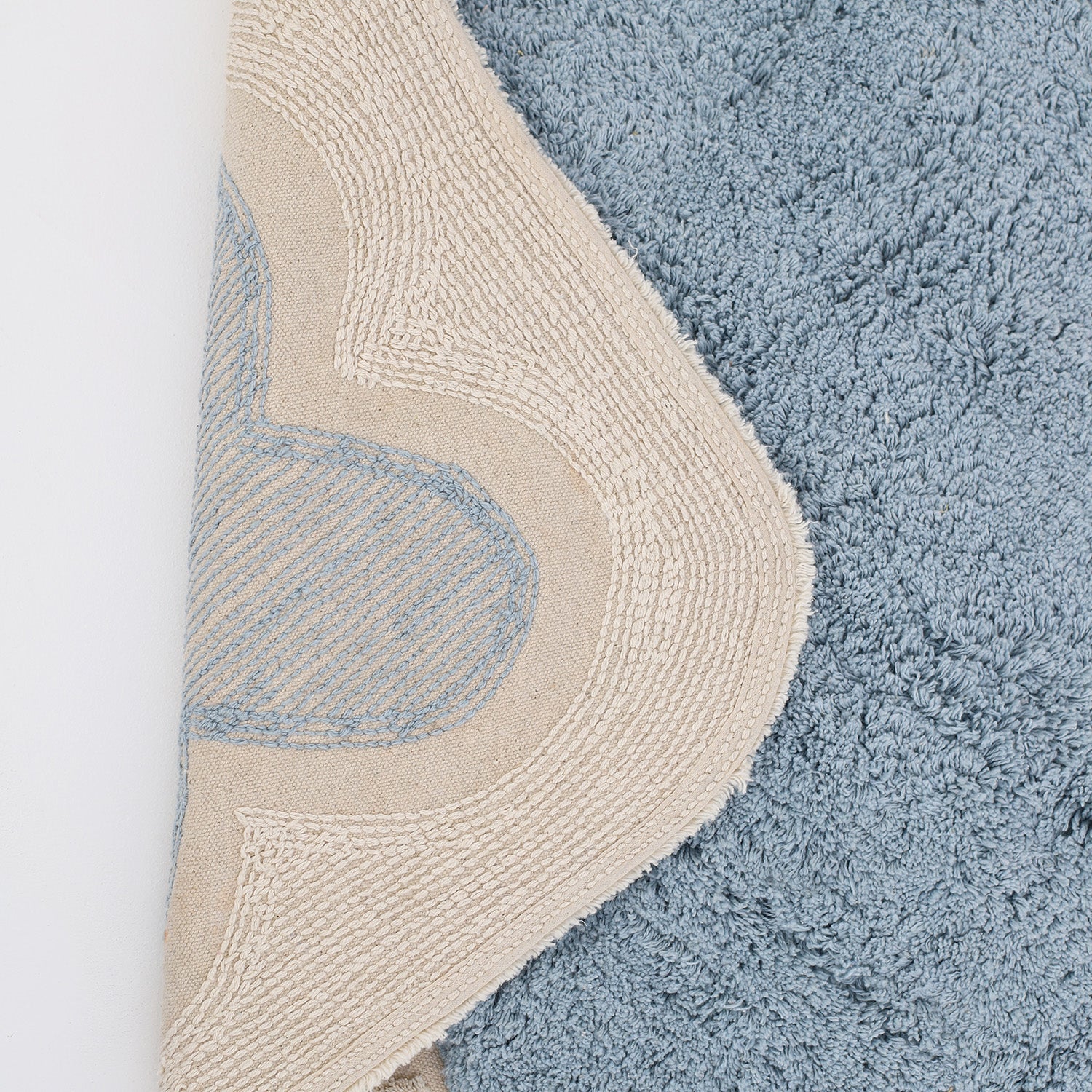 nattiot-alfonsina-cloud-blue-tapis-enfant-festonn image 4