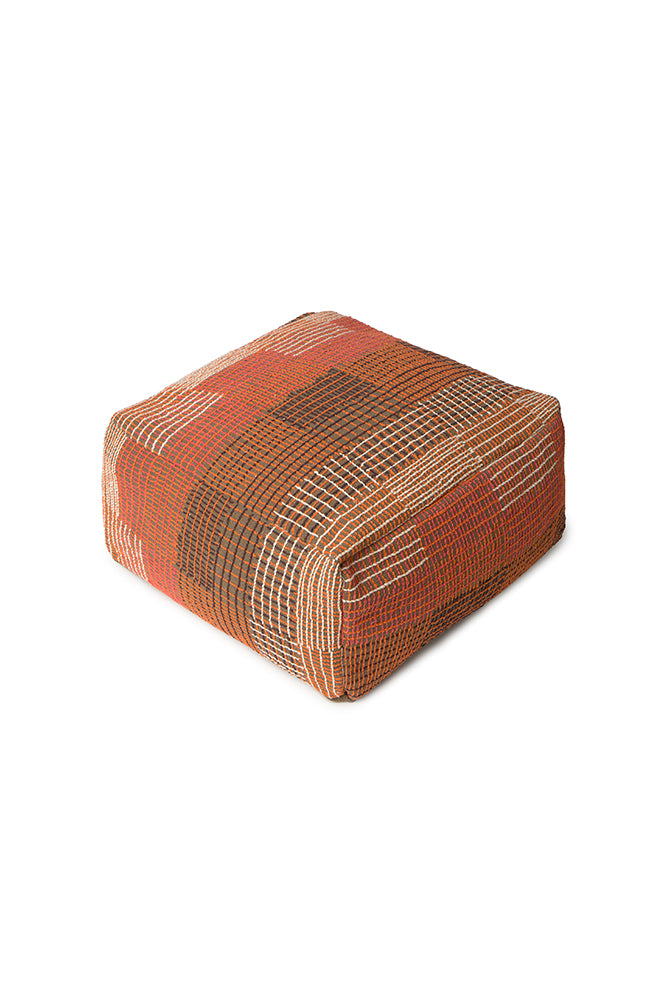 lorena-canals-pouf-city-r-versible-maple-red-pouf-tuft-2-faces image 5