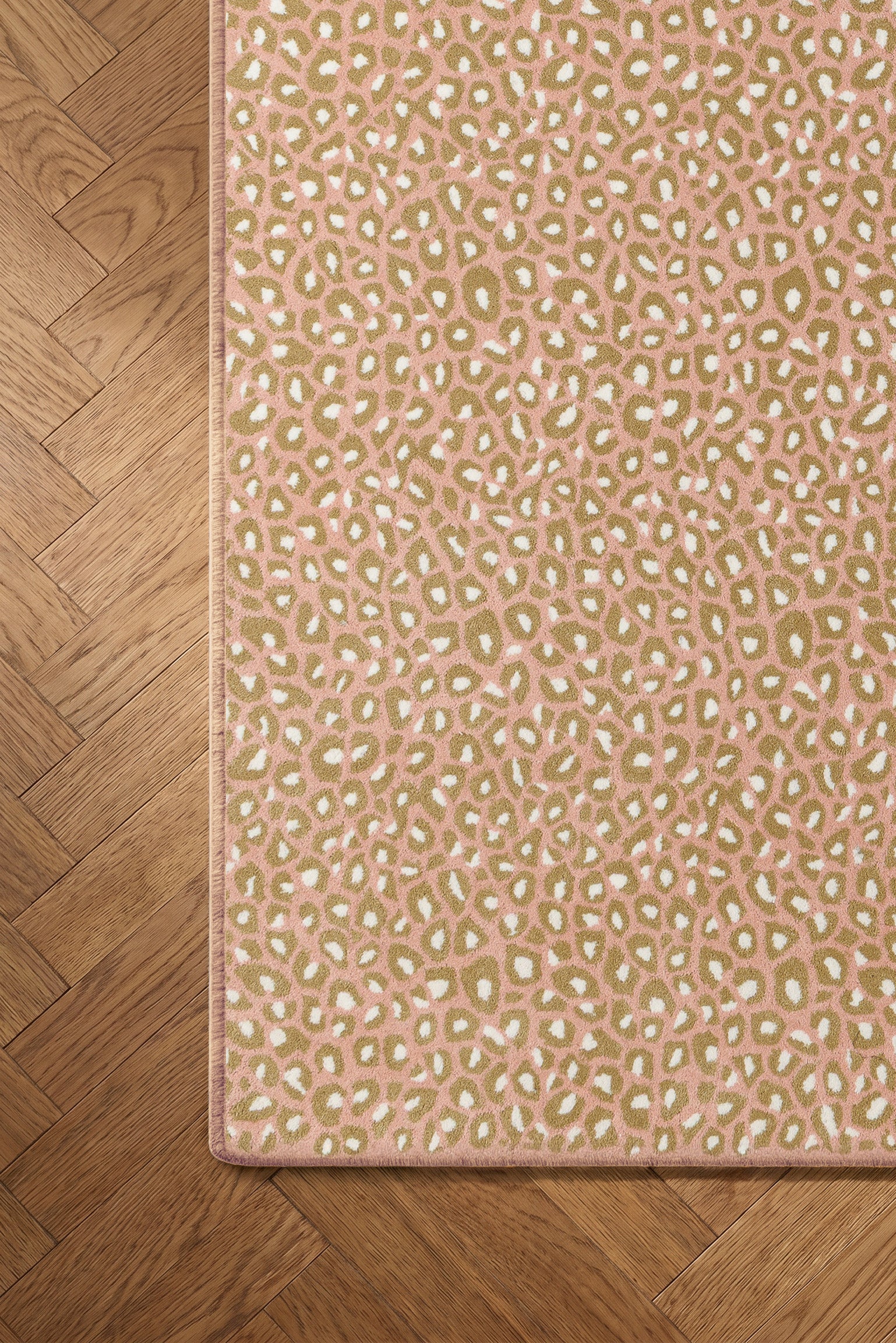 toulemonde-bochart-l-opard-rose-rev-tement-tapis image 1