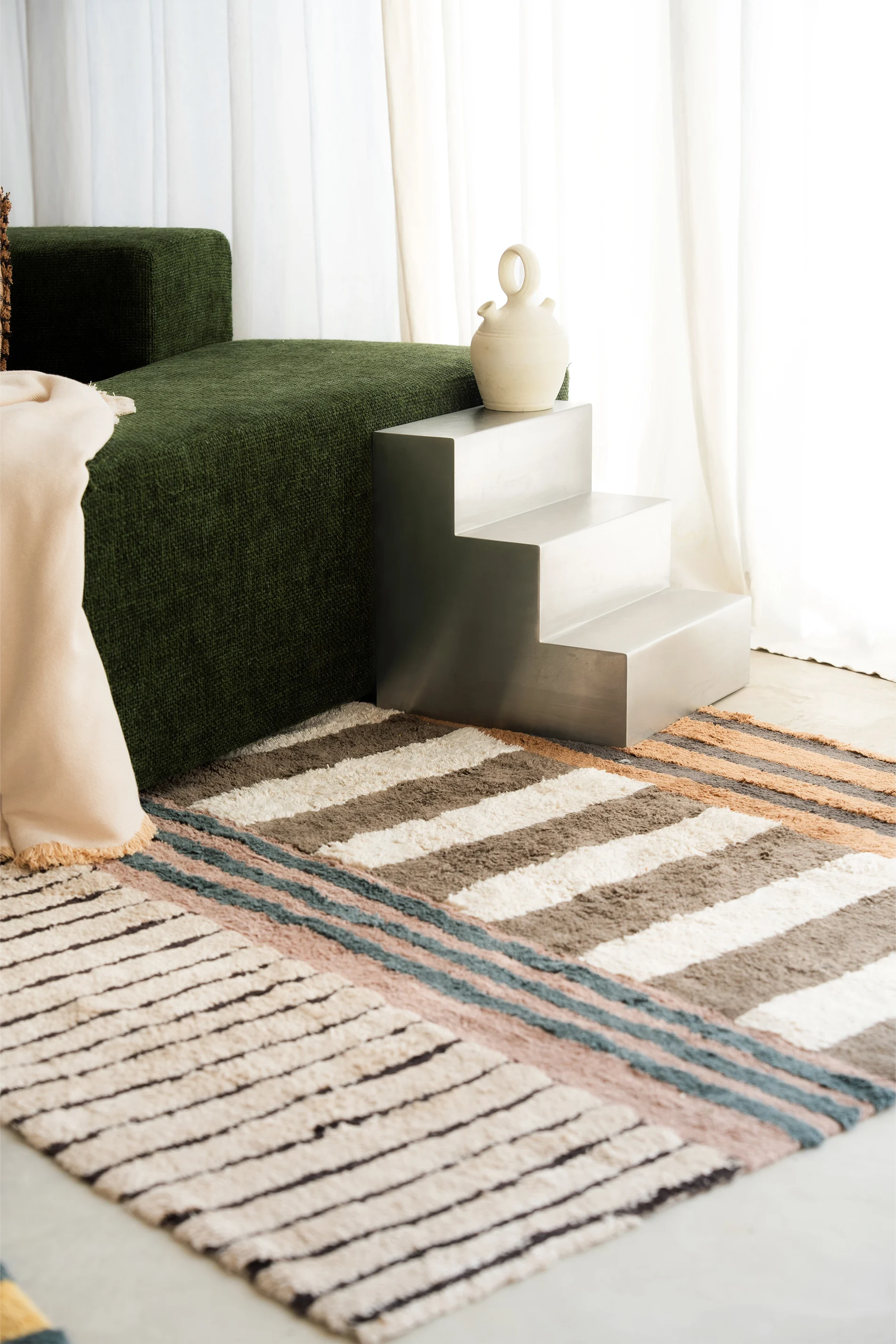 lorena-canals-tapis-lavable-color-on-earth-tapis-coton-rayures image 3