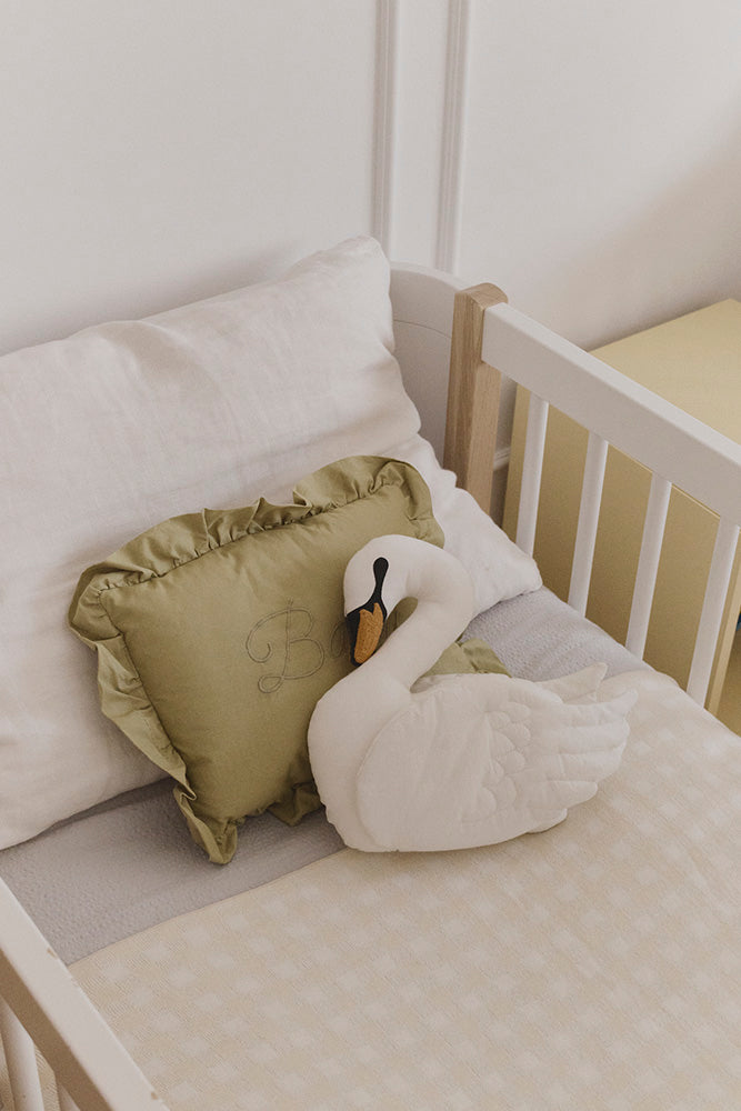 lorena-canals-swan-coussin-cygne-ivoire image 5