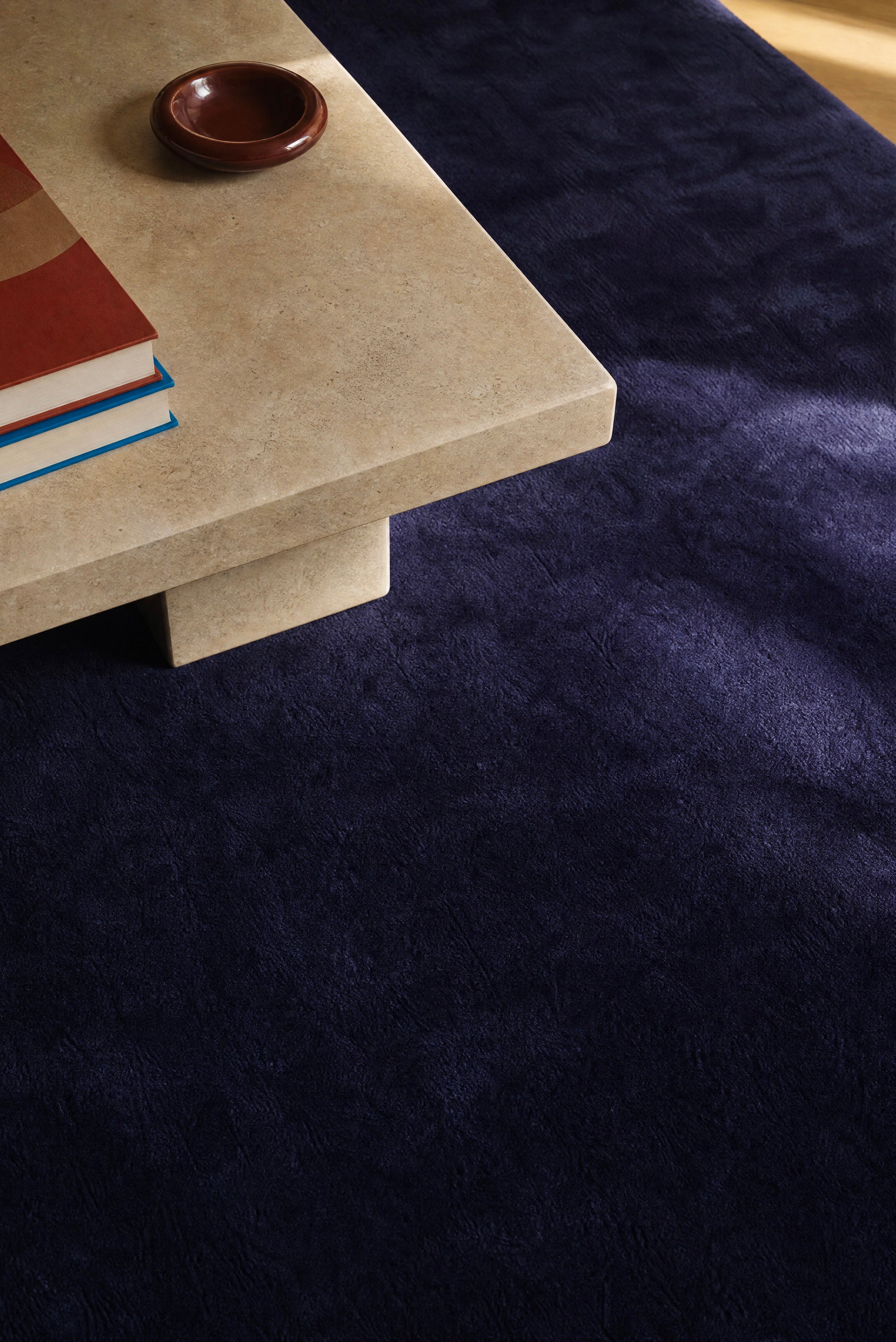 toulemonde-bochart-signature-rev-tement-violet-tapis image 2