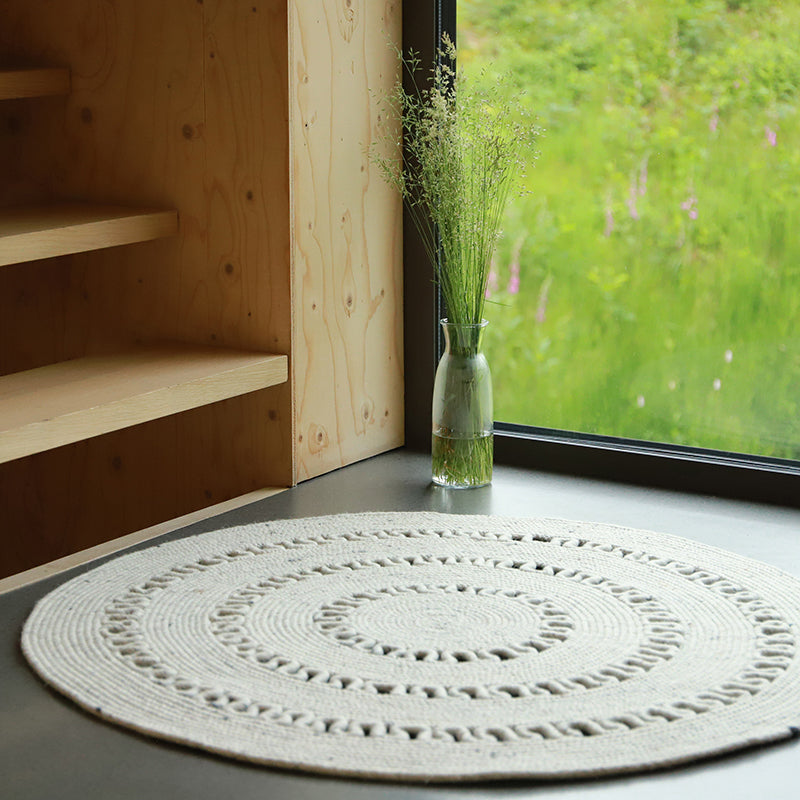 nattiot-bibek-naturel-s-tapis-laine-feutr-e-rond-ajour image 2