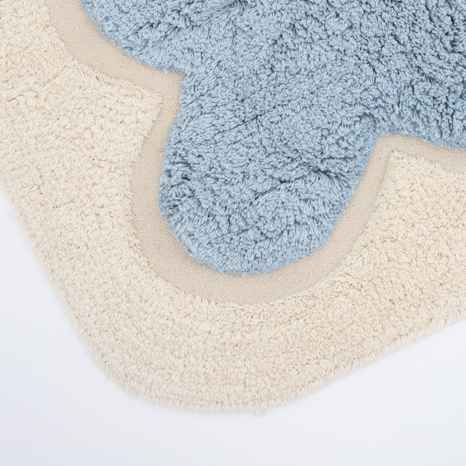nattiot-alfonsina-cloud-blue-tapis-enfant-festonn image 5
