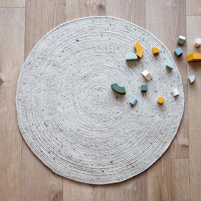 nattiot-neethu-naturel-l-tapis-rond-laine-feutr-e-fait-main image 2