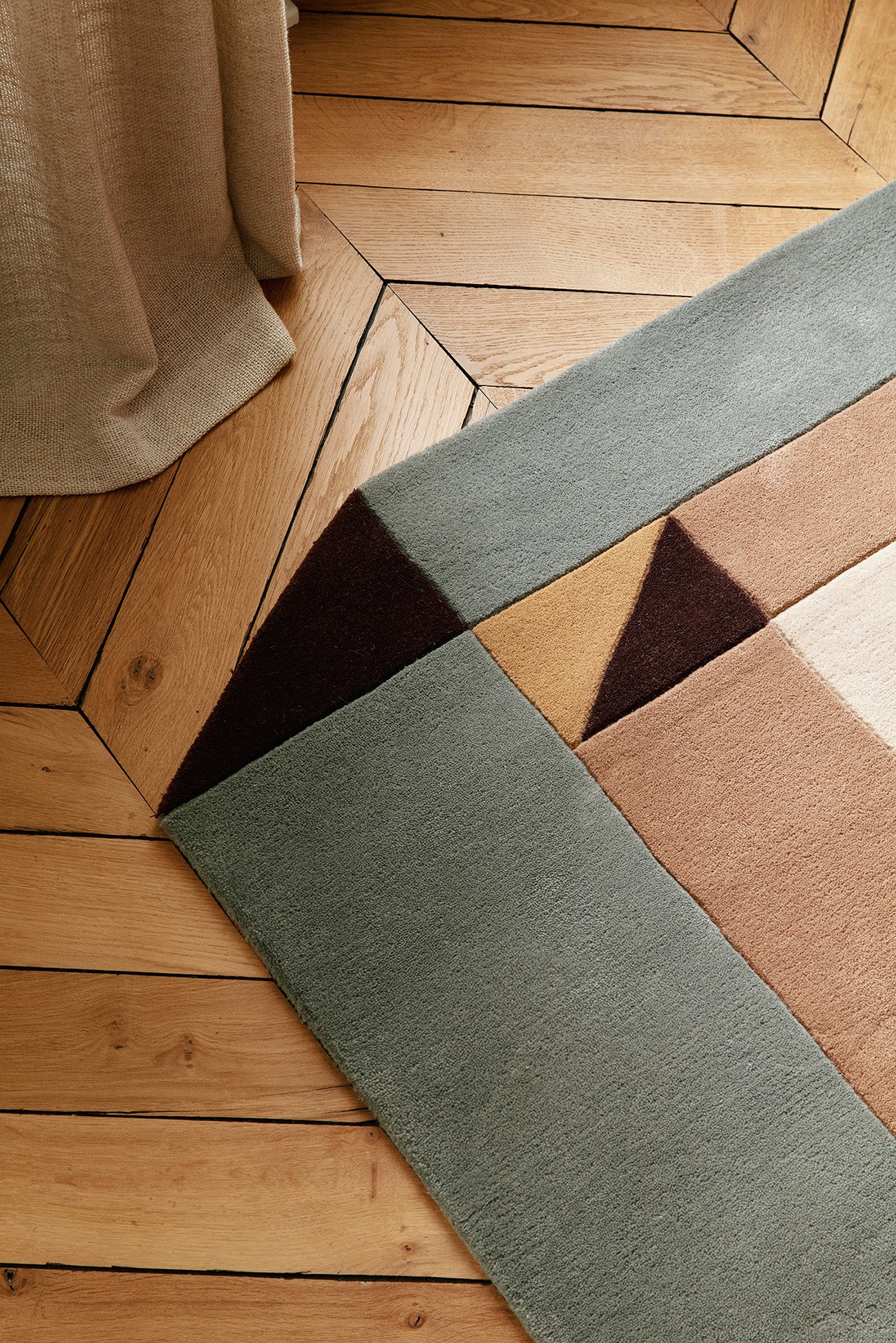 toulemonde-bochart-palatin-tapis-laine-bleu-170x240-200x300-250x350 image 7