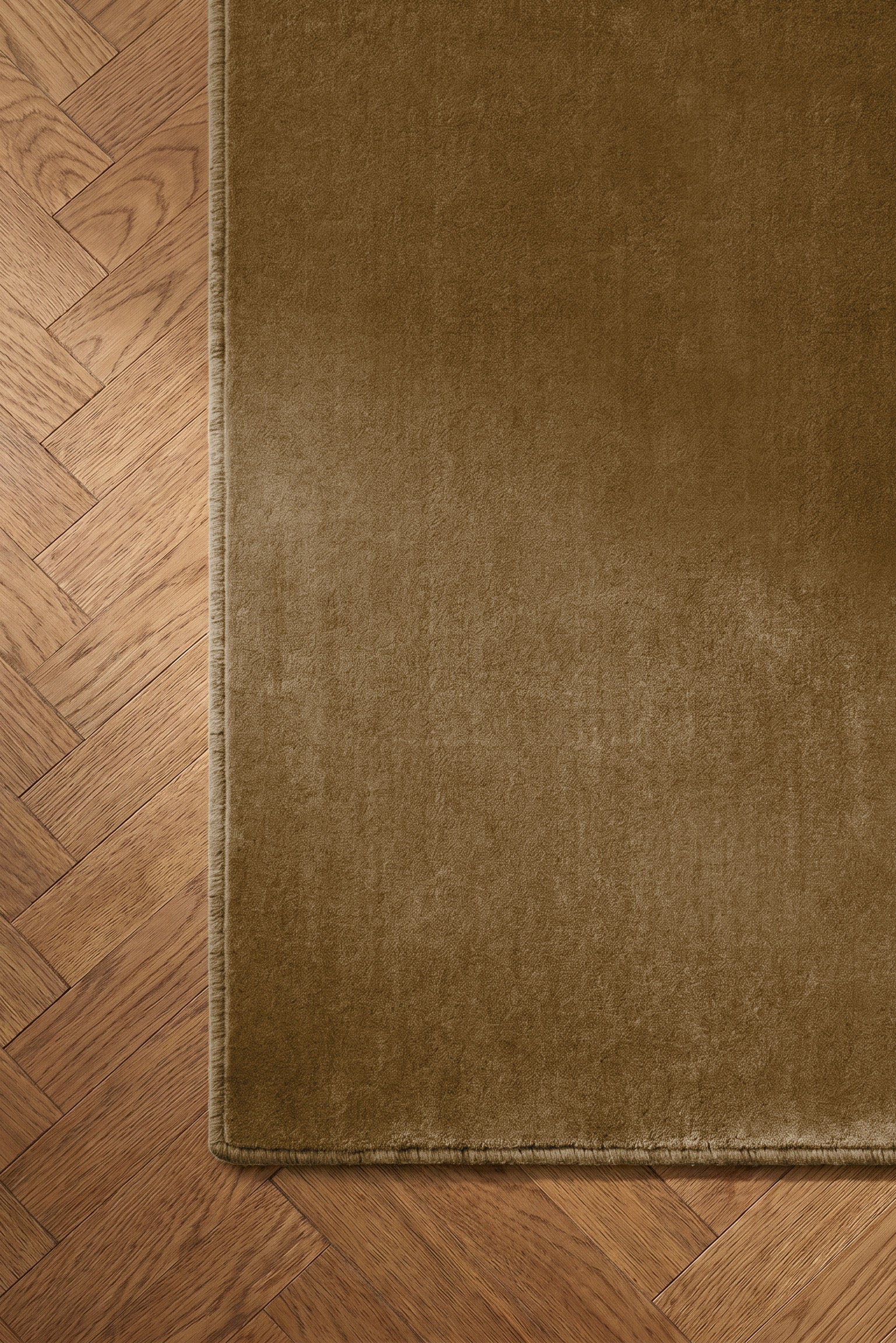 toulemonde-bochart-signature-rev-tement-tapis-ocre image 1