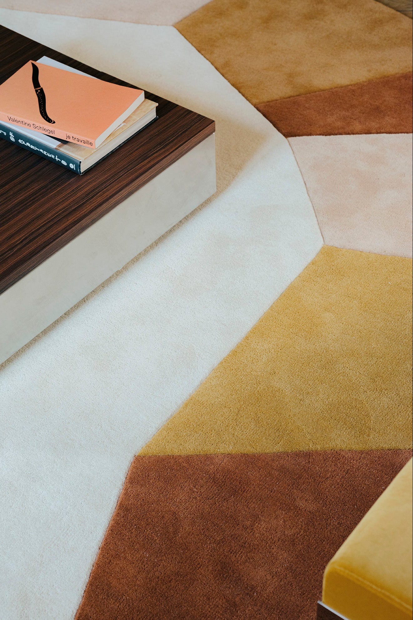 toulemonde-bochart-facette-tapis-graphique-g-om-trique-art-d-co image 3