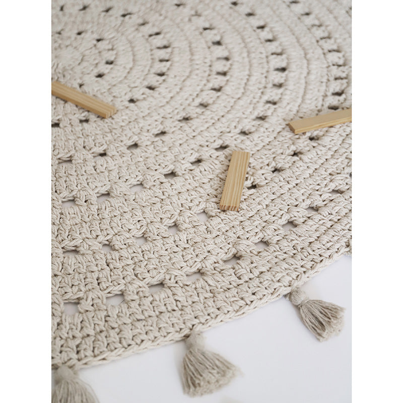 nattiot-nila-cru-tapis-chambre-enfant-coton-crochet-pompons image 2