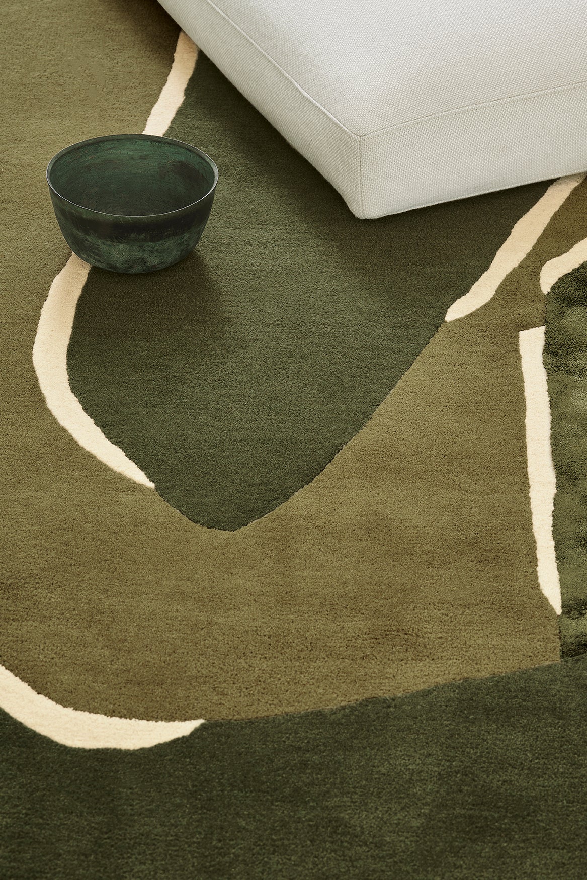 toulemonde-bochart-muse-vert-kaki-tapis-en-laine-et-viscose-230x350 image 3
