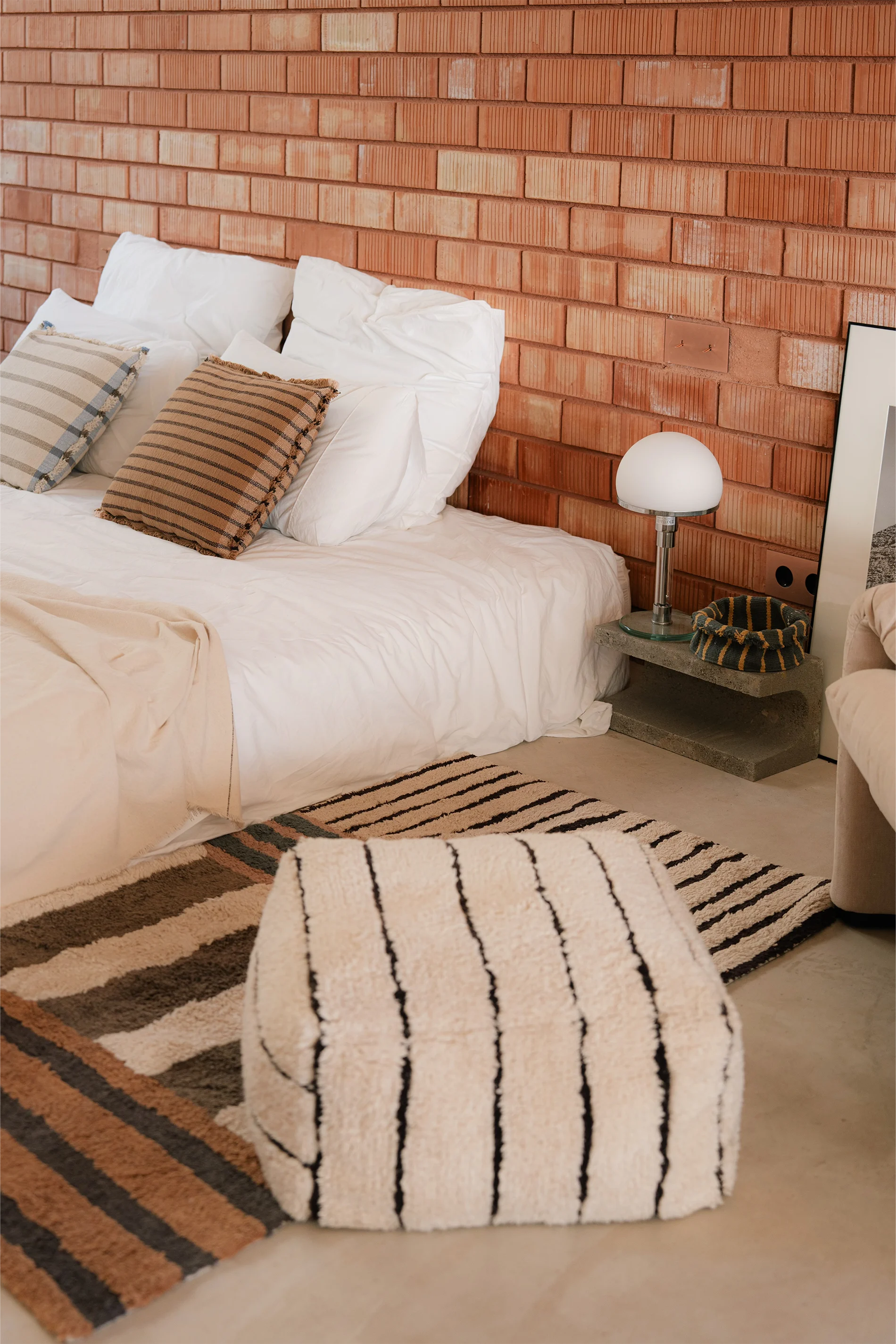 lorena-canals-lines-natural-pouf-artisanal image 2