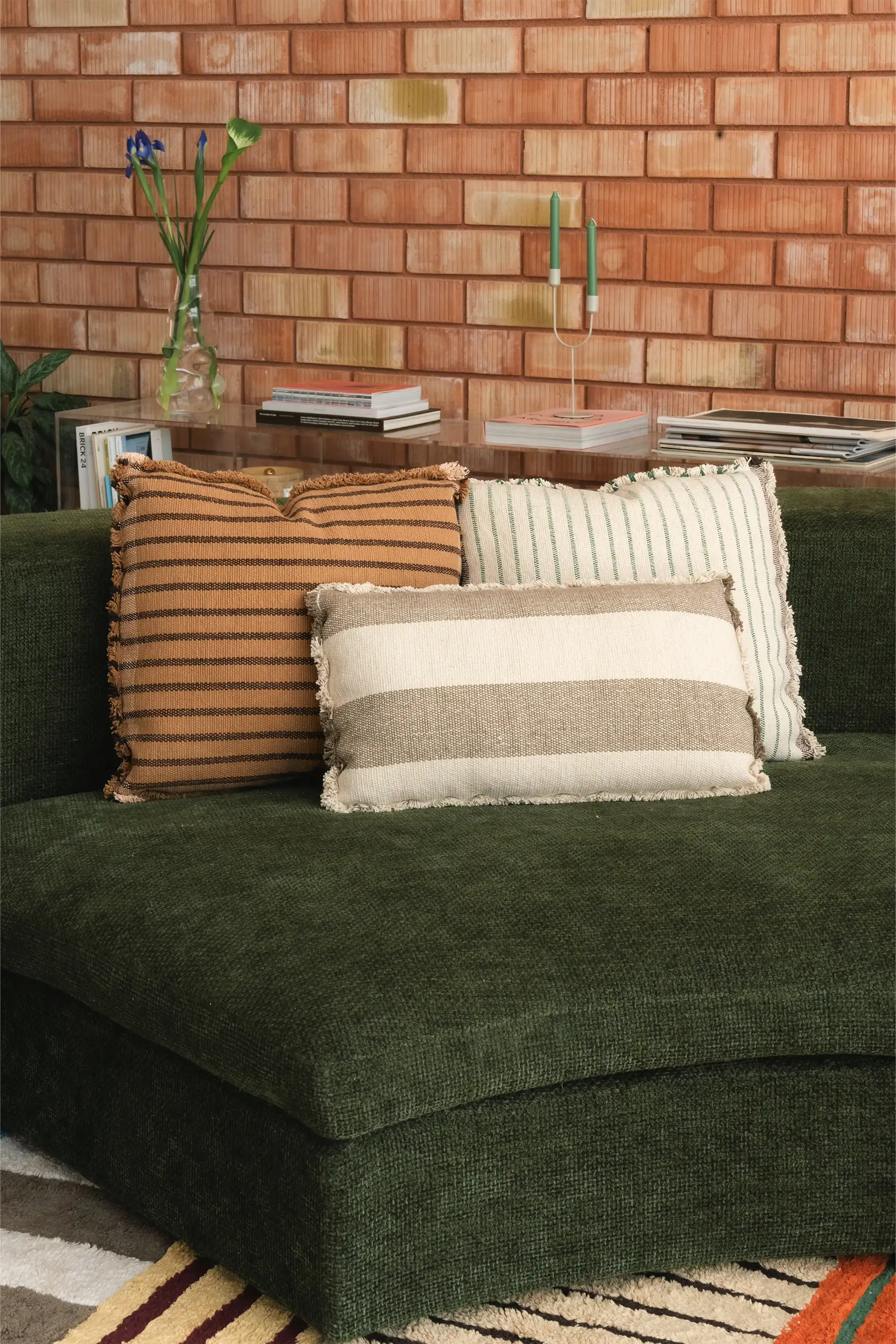 lorena-canals-coussin-lines-green image 4