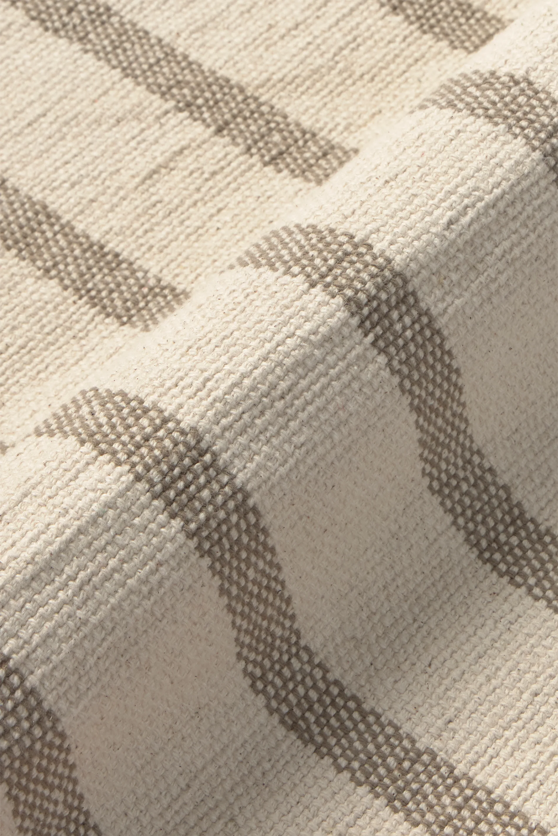 lorena-canals-pack-de-2-sets-de-table-handloom-avec-poche-soil-brown image 6