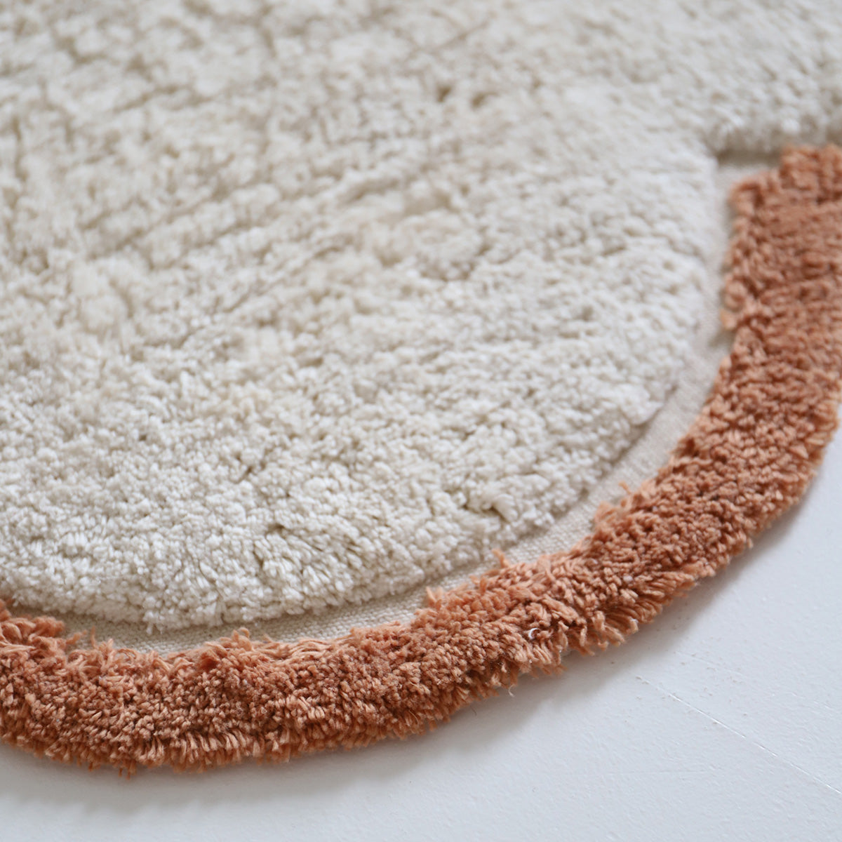 nattiot-little-nimbus-toffee-tapis-enfant-nuage-coton image 4