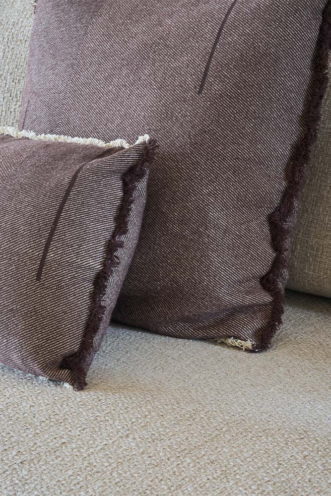 lorena-canals-coffebean-coussin-carr-vertical image 5