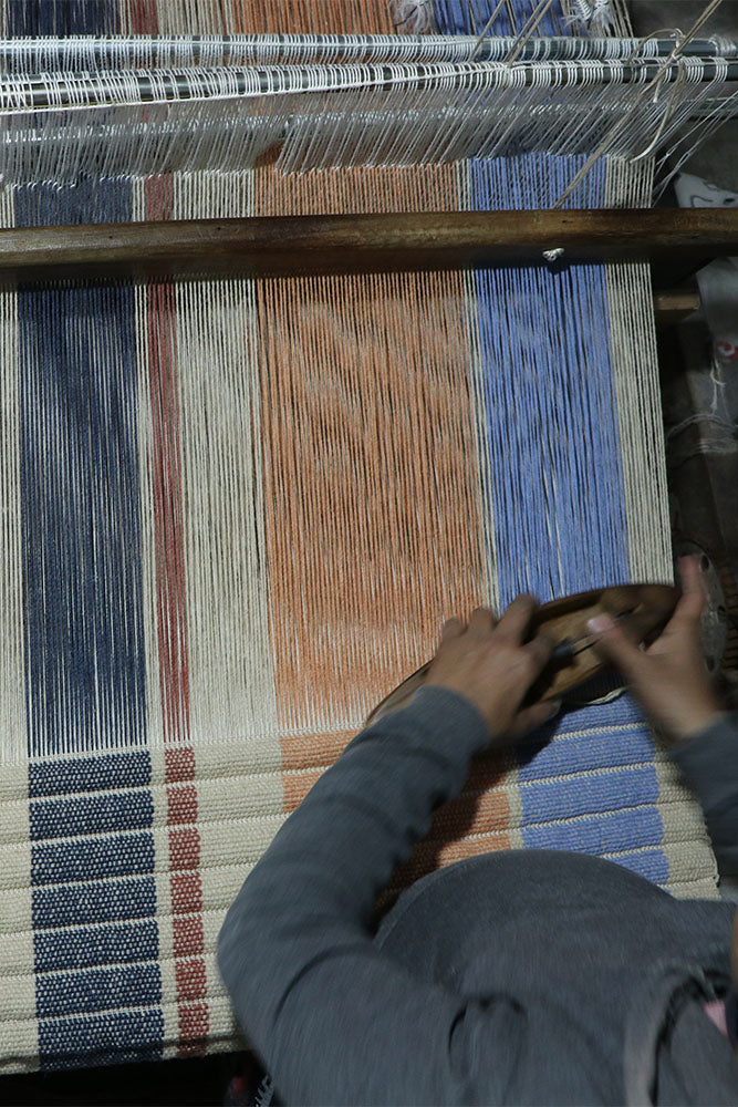 lorena-canals-tapis-handloom-columns-multicolor image 7