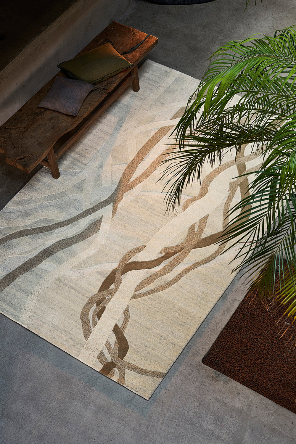 toulemonde-bochart-lianes-tapis-en-laine-beige-tuft-main image 2