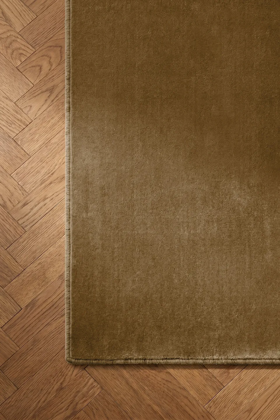 toulemonde-bochart-signature-rev-tement-tapis-ocre image 1