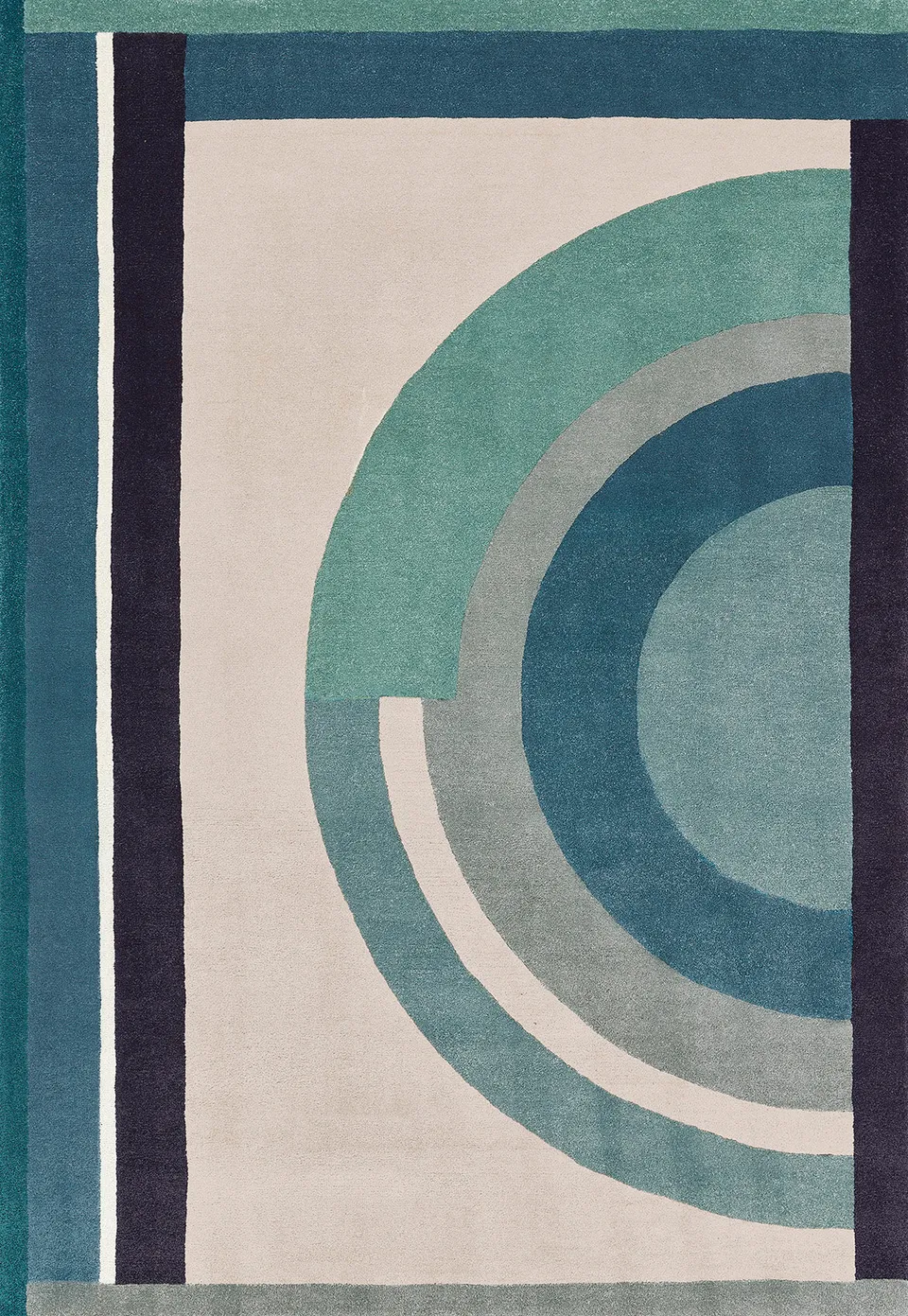 toulemonde-bochart-josep-tapis-bleu-c-ladon-outdoor-170x240 image 1