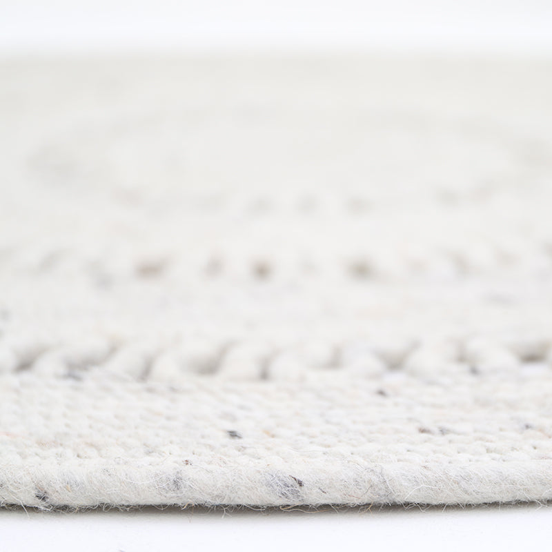 nattiot-bibek-naturel-s-tapis-laine-feutr-e-rond-ajour image 4
