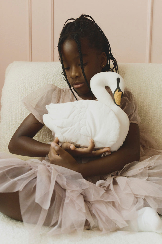 lorena-canals-swan-coussin-cygne-ivoire image 3