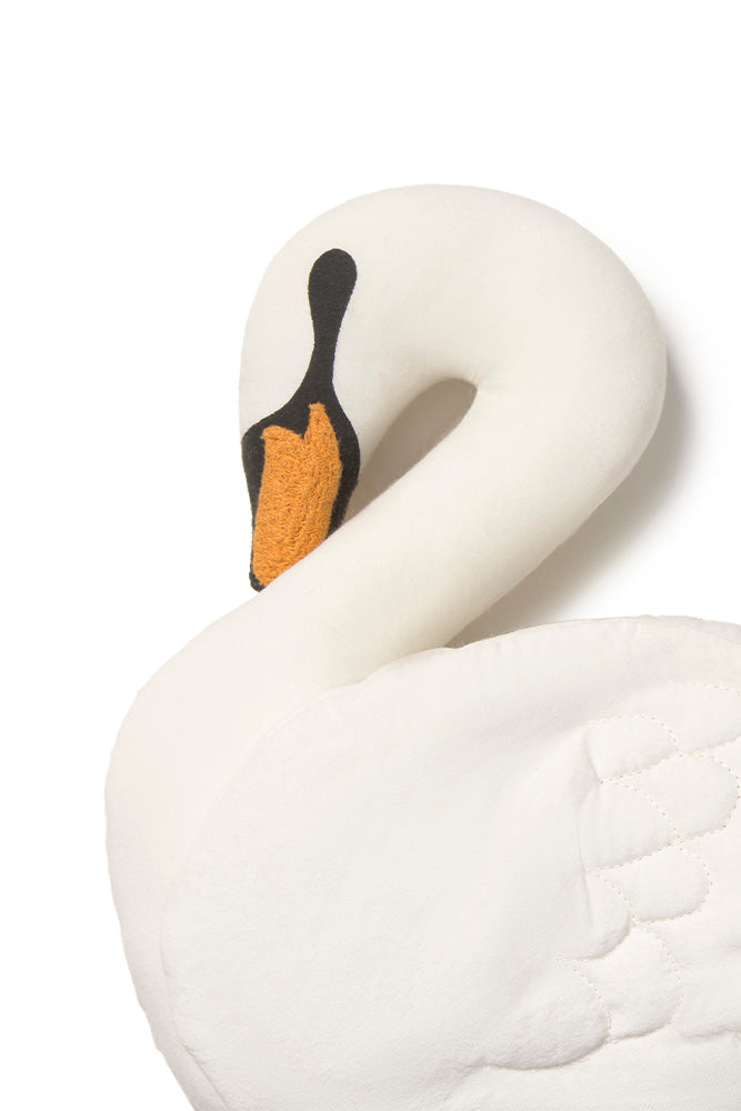 lorena-canals-swan-coussin-cygne-ivoire image 4