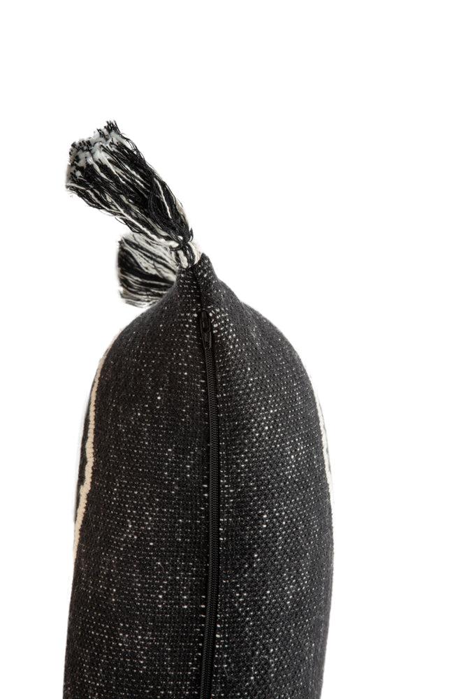 lorena-canals-coussin-lavable-oasis-black image 6