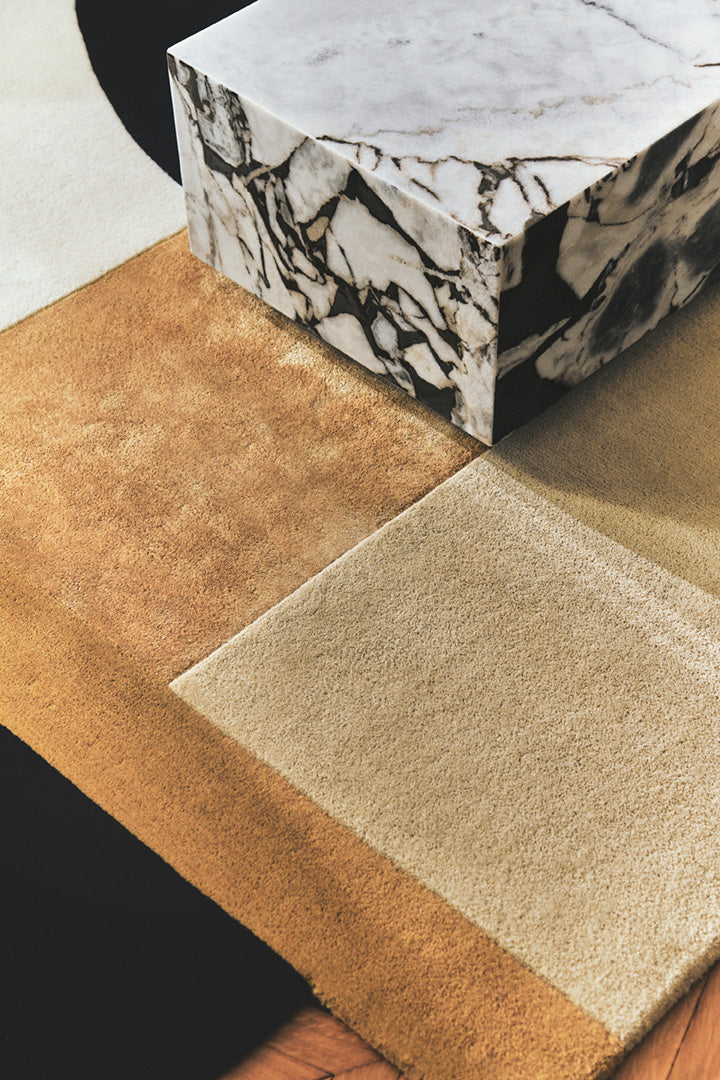 toulemonde-bochart-bijoux-tapis-noir-et-blanc-170x300 image 3