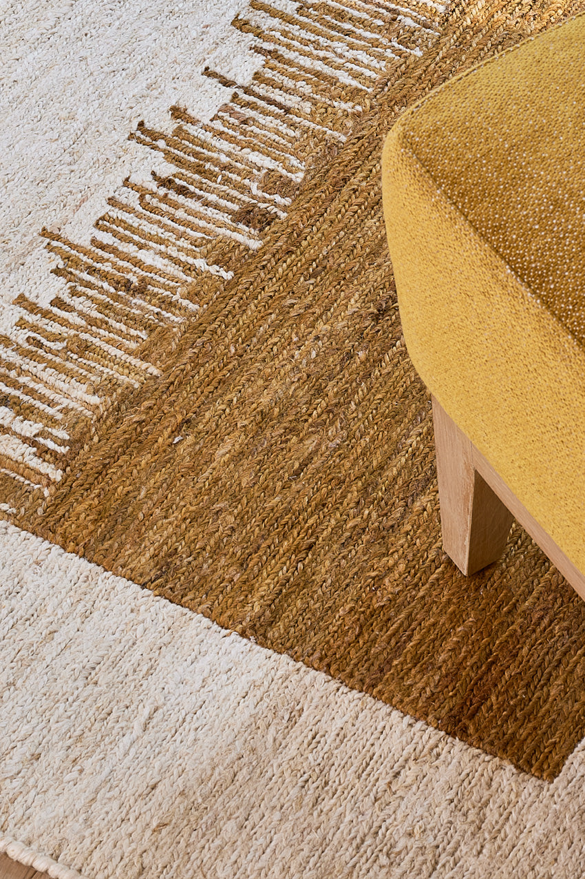 toulemonde-bochart-figueras-gold-tapis-en-jute-dor-nou-main image 4