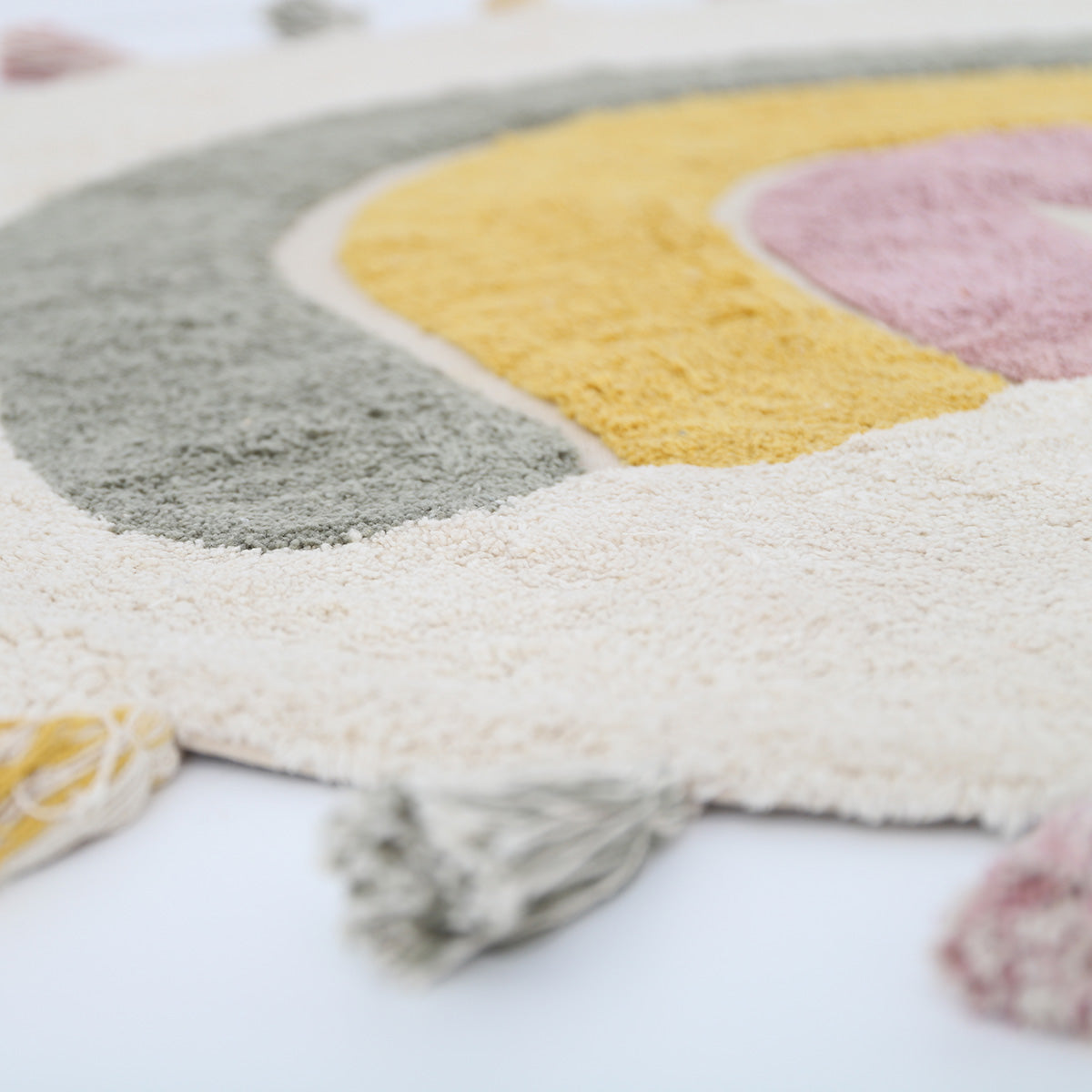nattiot-rainbow-moss-tapis-enfant-coton-lavable-arc-en-ciel-pompons image 6