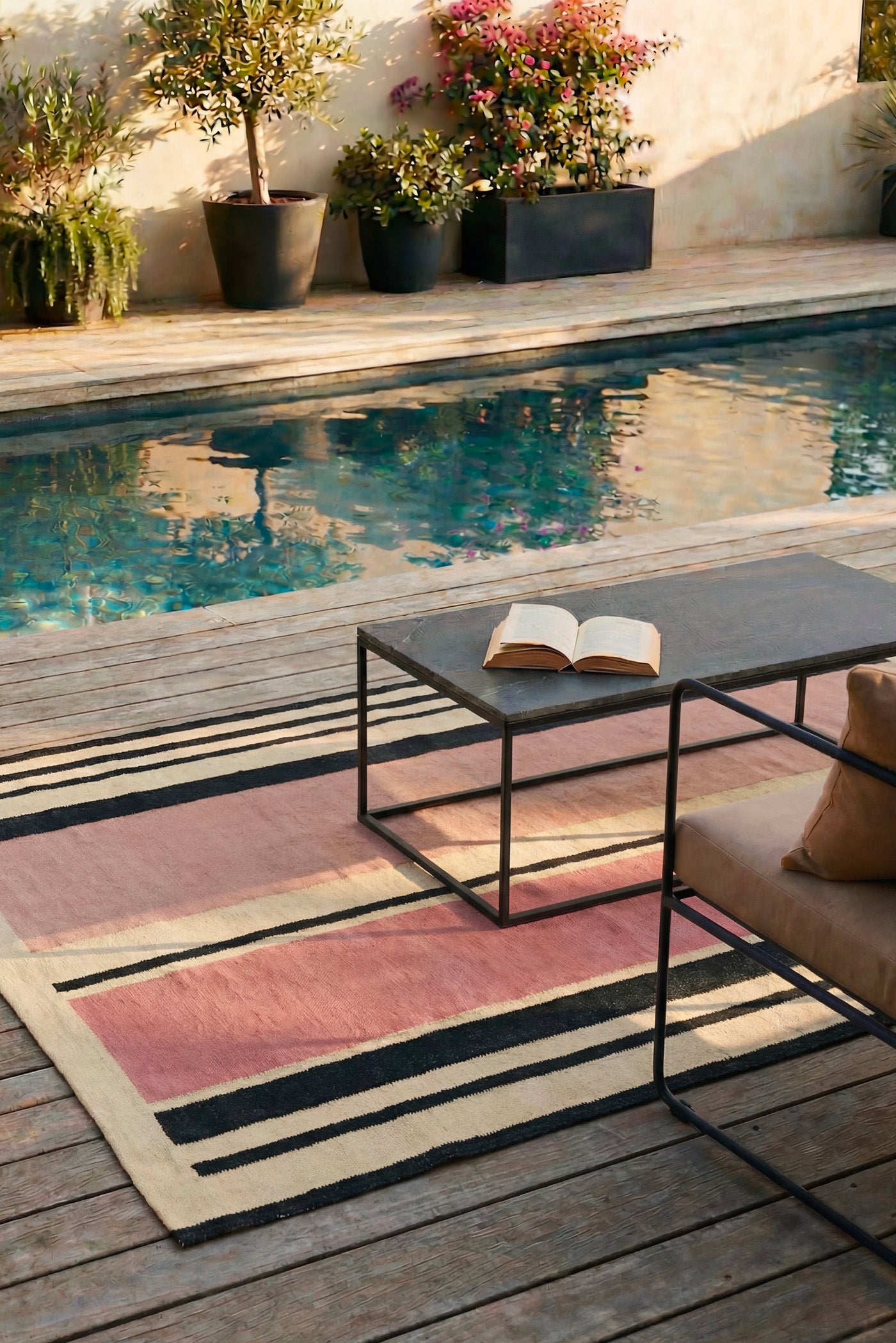 toulemonde-bochart-cefalu-argile-tapis-rose-tiss-main-polyester-indoor-outdoor-1 image 2