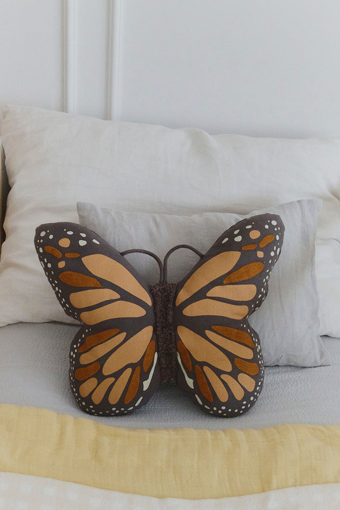 lorena-canals-butterfly-coussin-enfant image 4