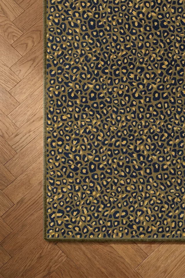 toulemonde-bochart-l-opard-rev-tement-tapis-vert image 1