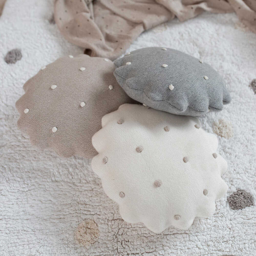 lorena-canals-coussin-tricot-rond-biscuit-gris image 2