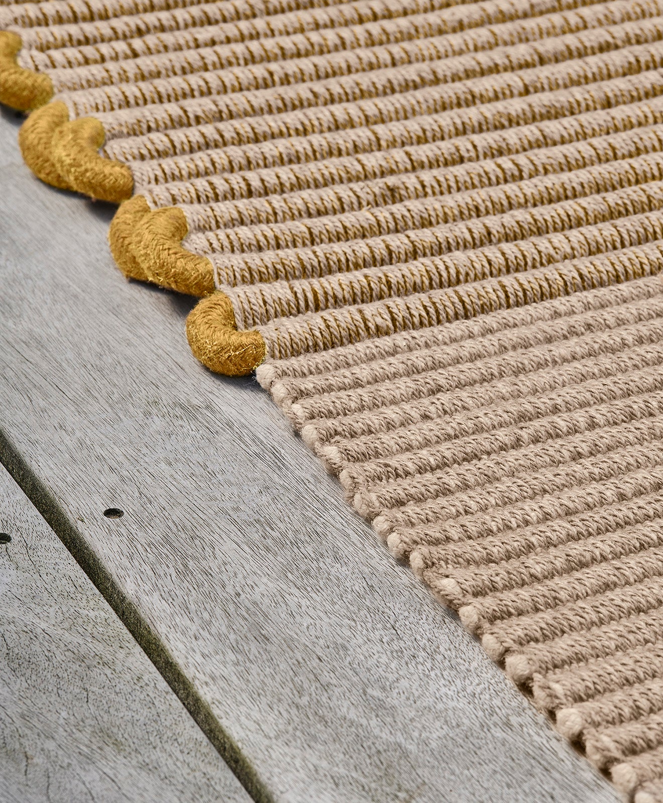 toulemonde-bochart-cabestan-tapis-d-ext-rieur-jaune-en-pet-tiss-main image 2