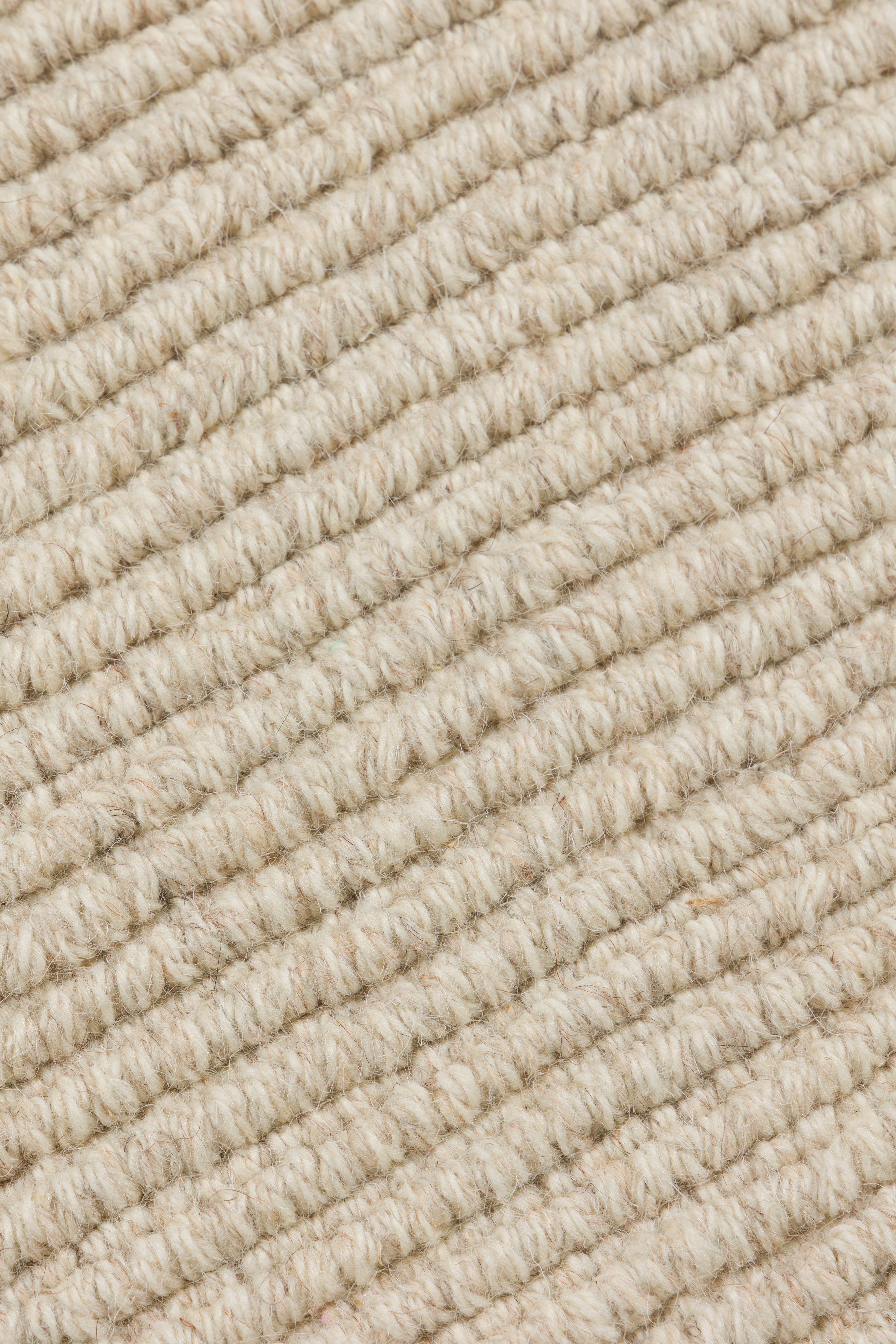 toulemonde-bochart-mount-tapis-beige-naturel-laine-tiss-e-main-140x200-200x300 image 3